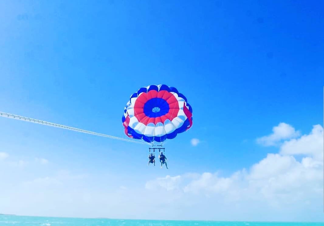 parasailing