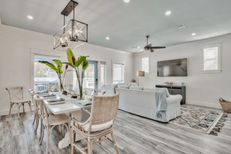 SeaBlue-Cottage-Crystal-13